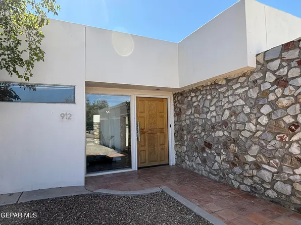 912 Thunderbird Dr, El Paso, TX 79912