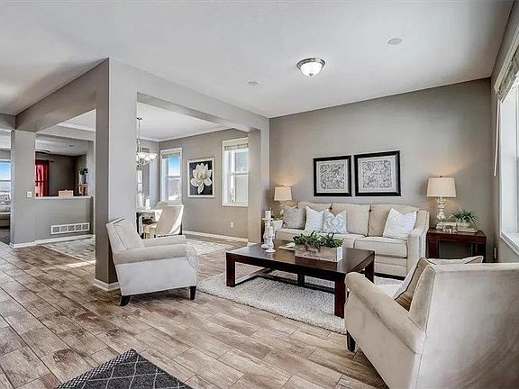 4th image of 2073 Winterberry Ln