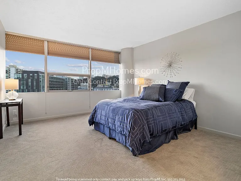 1500 SW 5th Ave #1604 — Photo 8