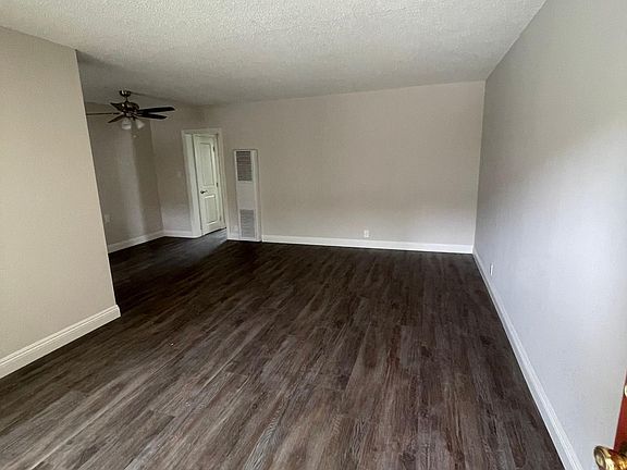 3rd image of 1027 S Atlantic Blvd #1