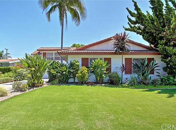 2nd image of 17374 Santa Lucia St