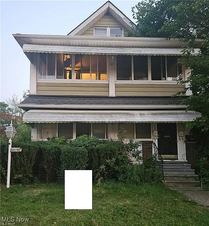 13508 Mann Ave photo 1