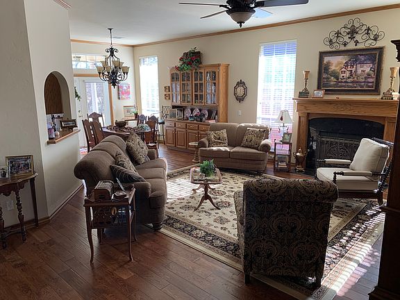 4th image of 11912 Aspen Creek Dr
