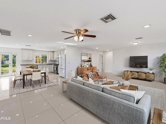 3rd image of 13839 E MORGAN Drive