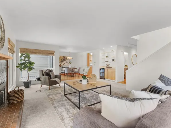 1366 Sylvan Court, Healdsburg, CA 95448