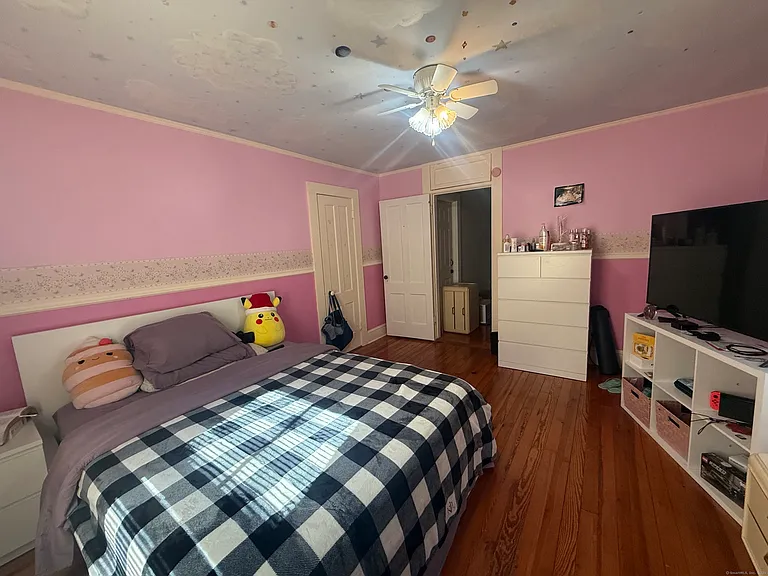 63 Ridge St — Photo 14