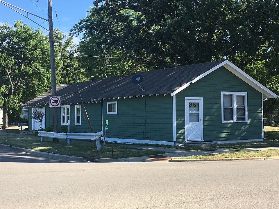 1st image of 1112 W Glen Flora Ave