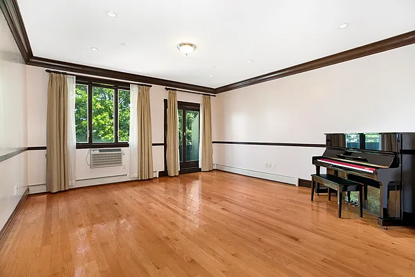 Rented by Coldwell Banker Reliable Real Estate | media 9