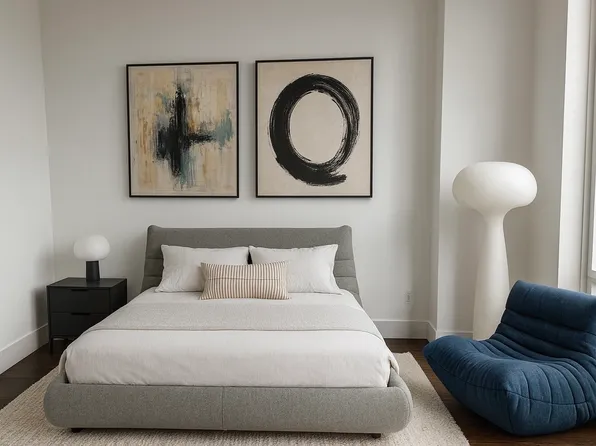 222 East 44th Street image 2 of 12