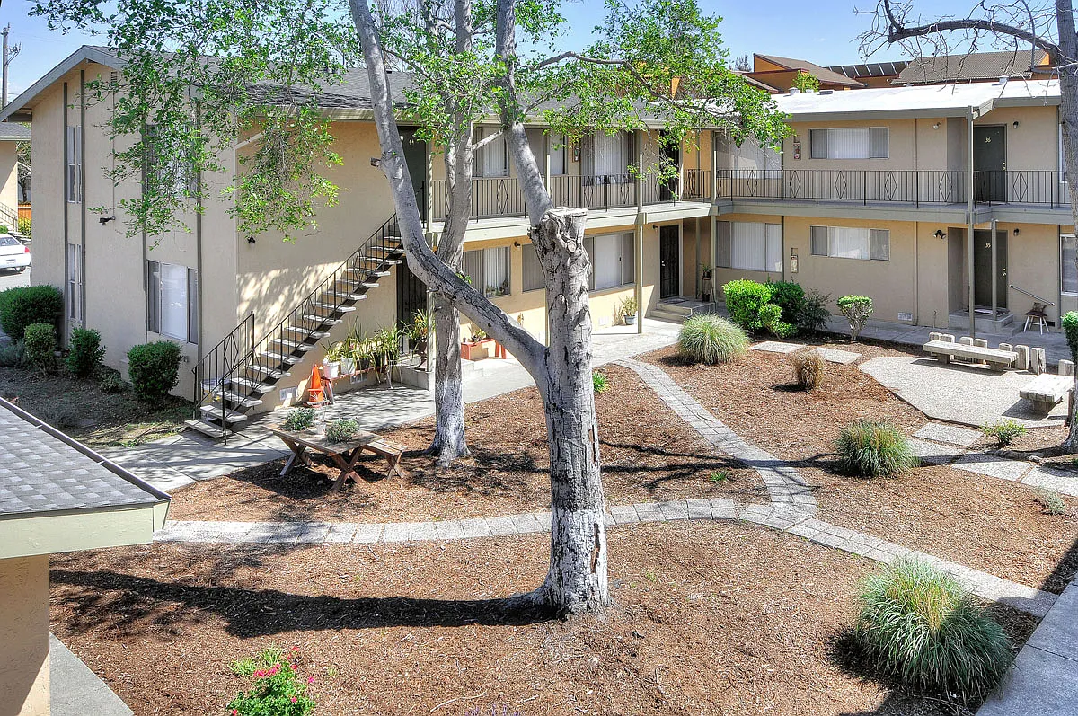 2330 Church Ln — Photo 2