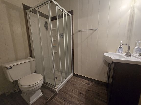 5th image of 217 E 3rd St #B