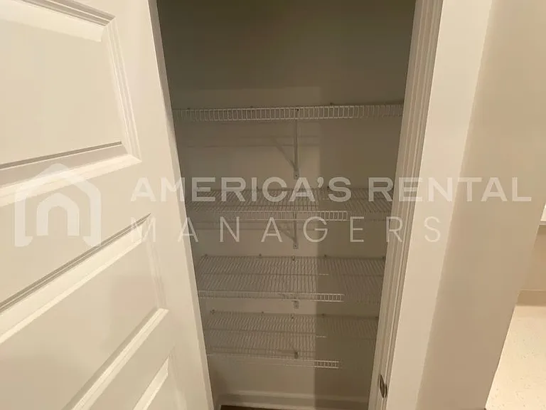2158 Ellsworth Loop Rd — Photo 13