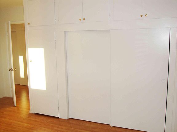 5th image of 320 Park Ave #A