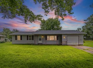 6 Edgebrook St, Centralia, IL 62801