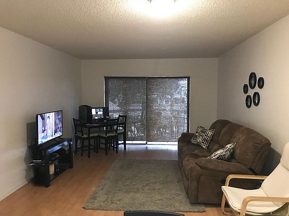 2nd image of 8290 Lake Dr APT 224