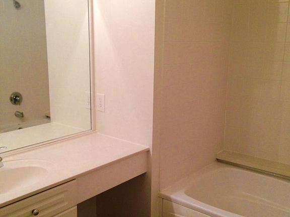 3rd image of 2810 Alisop Pl APT 201