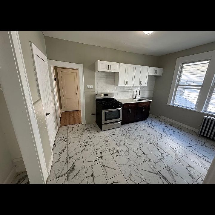 1st image of 161 Sunset Ave #2L