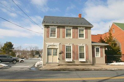 151 E high