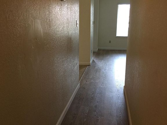 5th image of 6004 Woodglade Ave