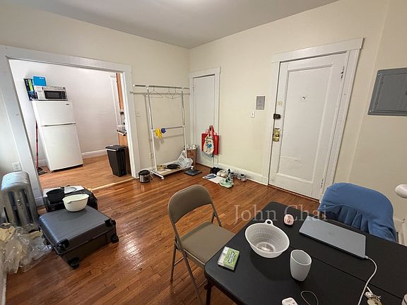 3rd image of 109 Brainerd Rd APT 10