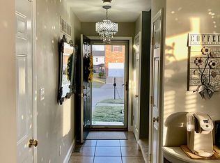150 Bayhill Village Dr, O'Fallon, MO 63368