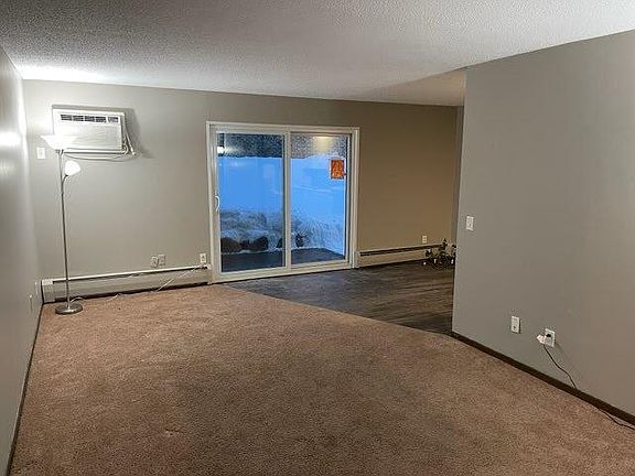 4th image of 814 Old Settlers Trl APT 3