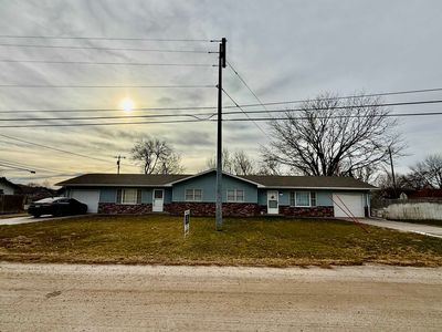 1002-1004 E G, North Platte, NE, 69101