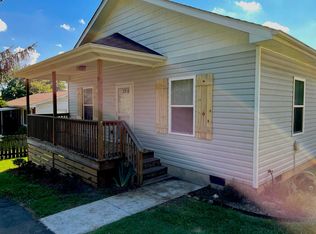 9 Harmony Ln, Asheville, NC 28803