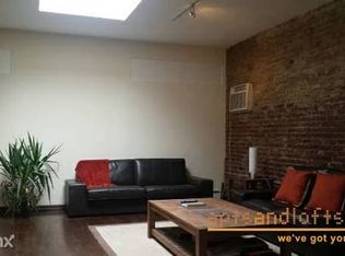 9 Devoe St, Brooklyn, NY 11211