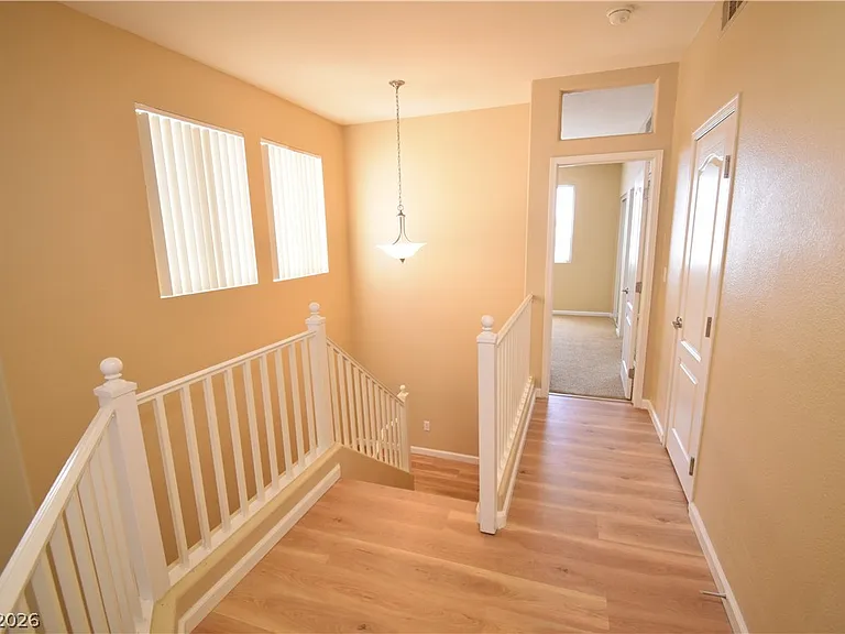 1613 Queen Victoria St #103 — Photo 14