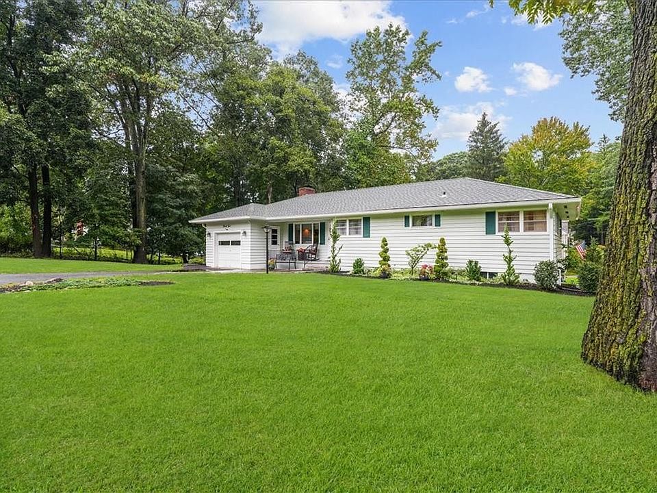 1st image of 32 Campbell Avenue
