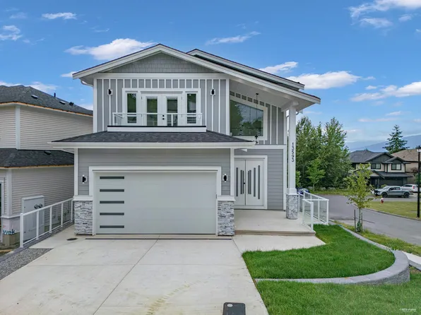 13593 Birdtail Dr, Maple Ridge, BC V4R 0E1