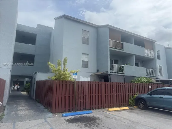 1725 W 60th St APT F320, Hialeah, FL 33012