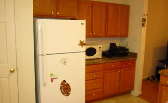 5th image of 228 E 14th St