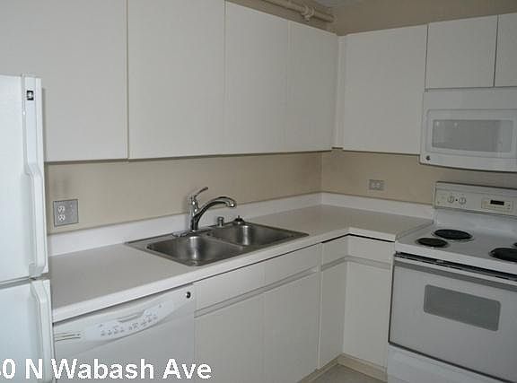 4th image of 440 N Wabash Ave #1624