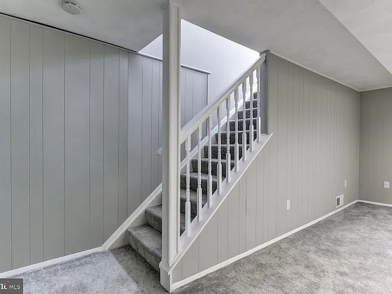 12702 N Point Ln — Photo 12