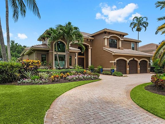 3rd image of 2982 E Lake Vista Cir