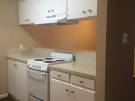 3rd image of 5101 Evans Ave APT 104