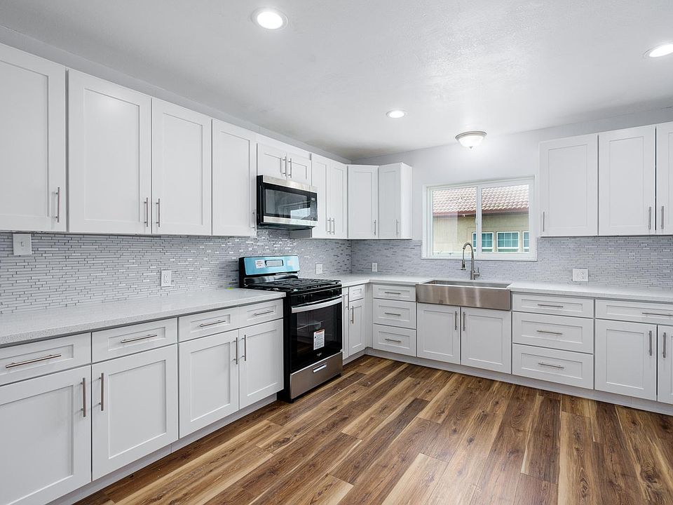 5337 34th St Riverside CA Zillow