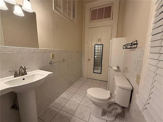 1463 Pauger St #1 — Photo 9