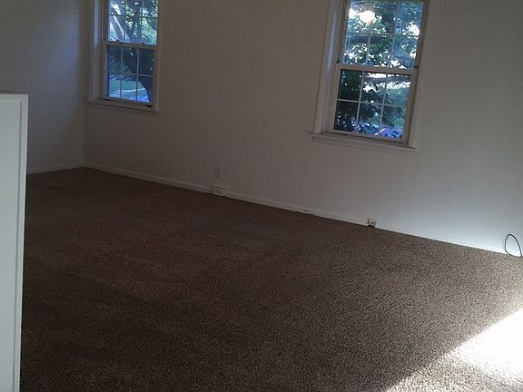 2nd image of 275 Filbert Ave