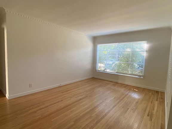 4th image of 222 Idaho Ave #228-2