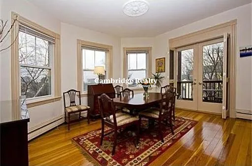 18 Sunset St #3T — Photo 8