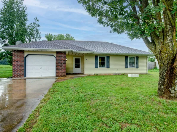 380 E Parkview Street, Bolivar, MO 65613