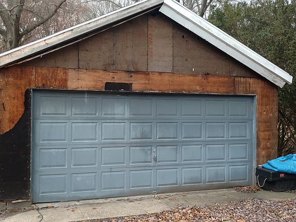 2nd image of 4124 Greenbay Dr
