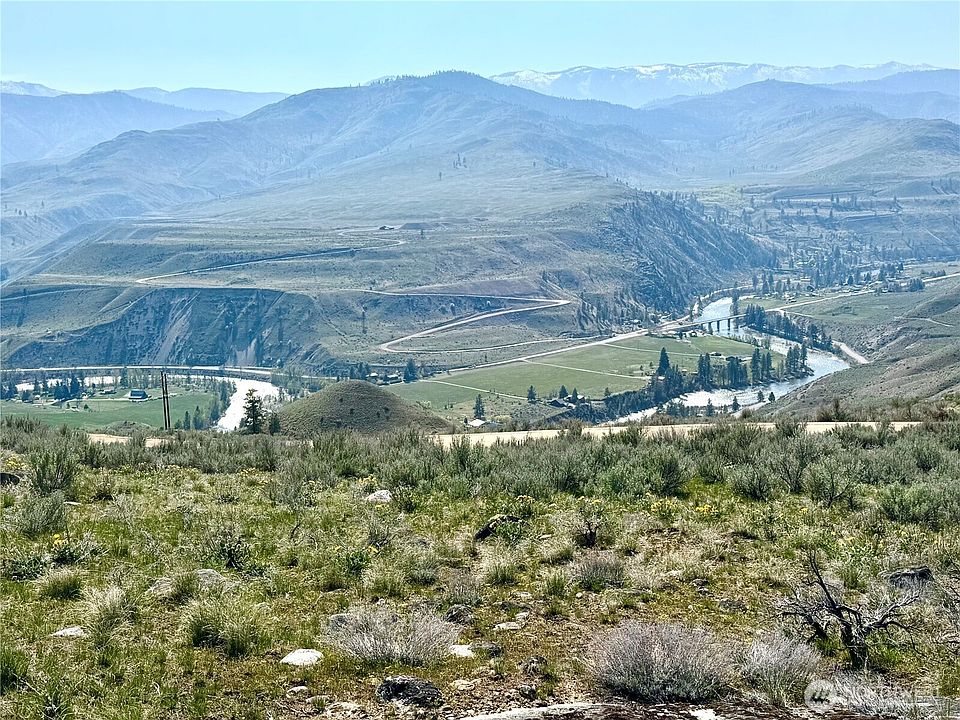 1st image of 2 Riverbend Overlook