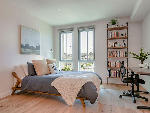 5th image of 388 Fulton St #607