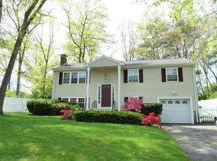 23 Shady Ln, Franklin, MA 02038