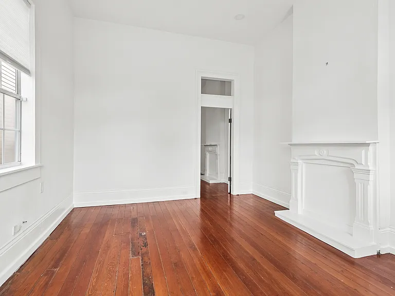 2216 Saint Louis St — Photo 4