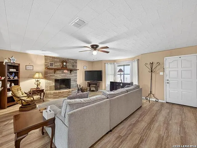 623 Oakland Ave — Photo 10